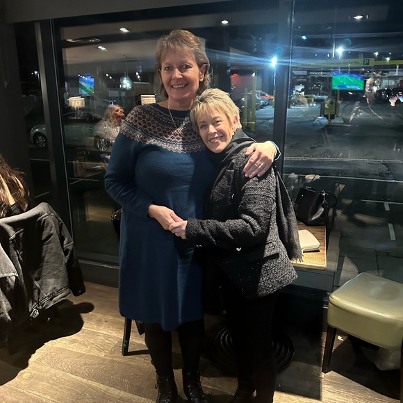 Meet your Posher, Lorraine - Picture 2 of 11